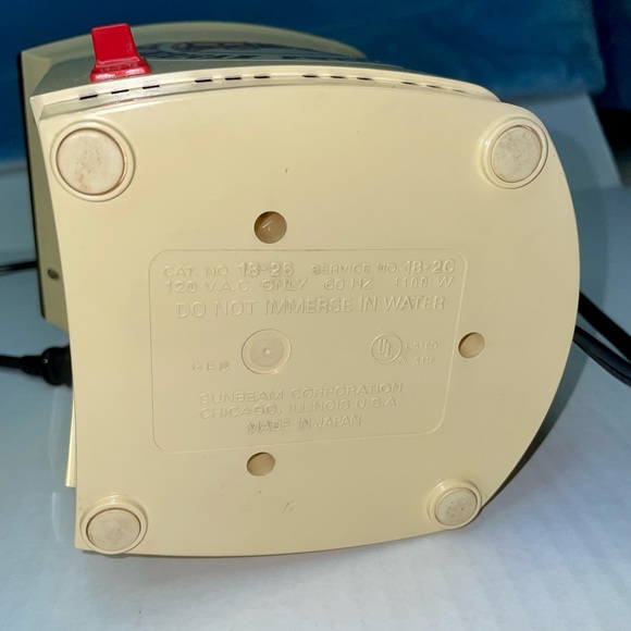 EUC 1980 Sunbeam Great American Popcorn Machine II, w/ original inserts, tested - Picture 9 of 12